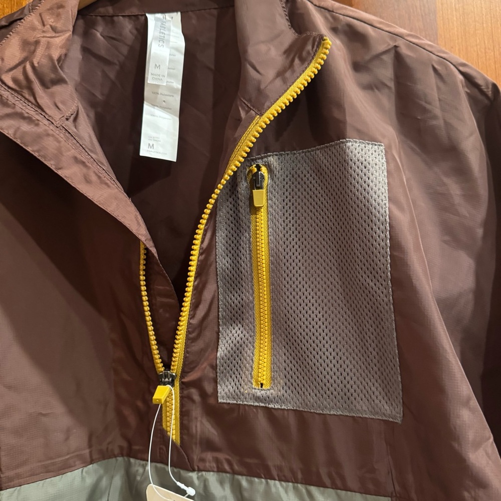 NWT Fabletics Shawn Cropped Half-Zip Brown Jacket Sz M - Picture 4 of 16